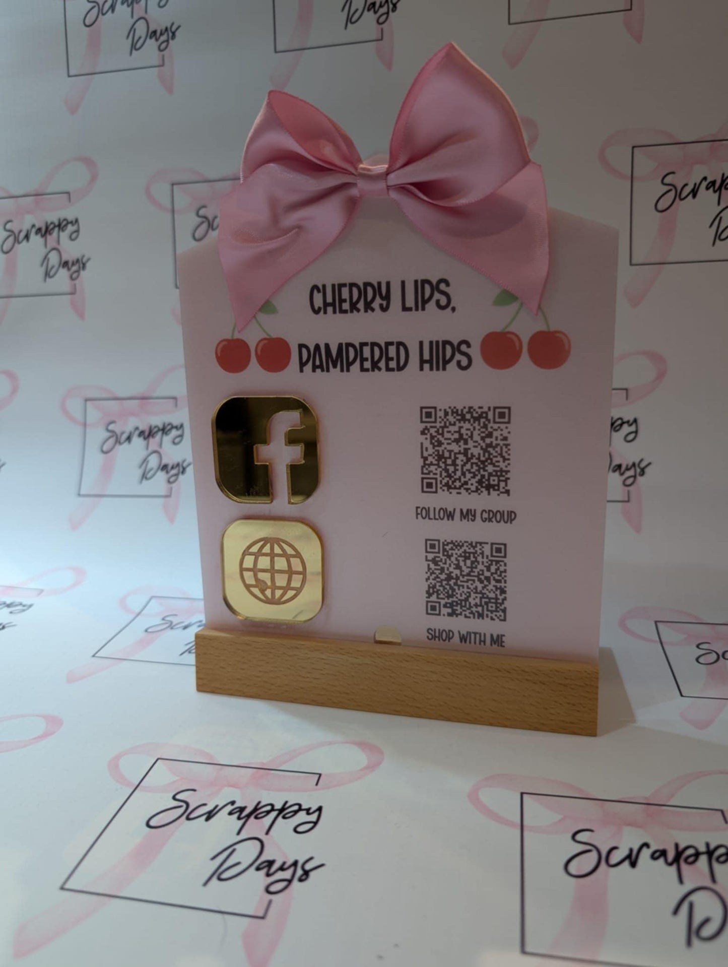QR Code Stand