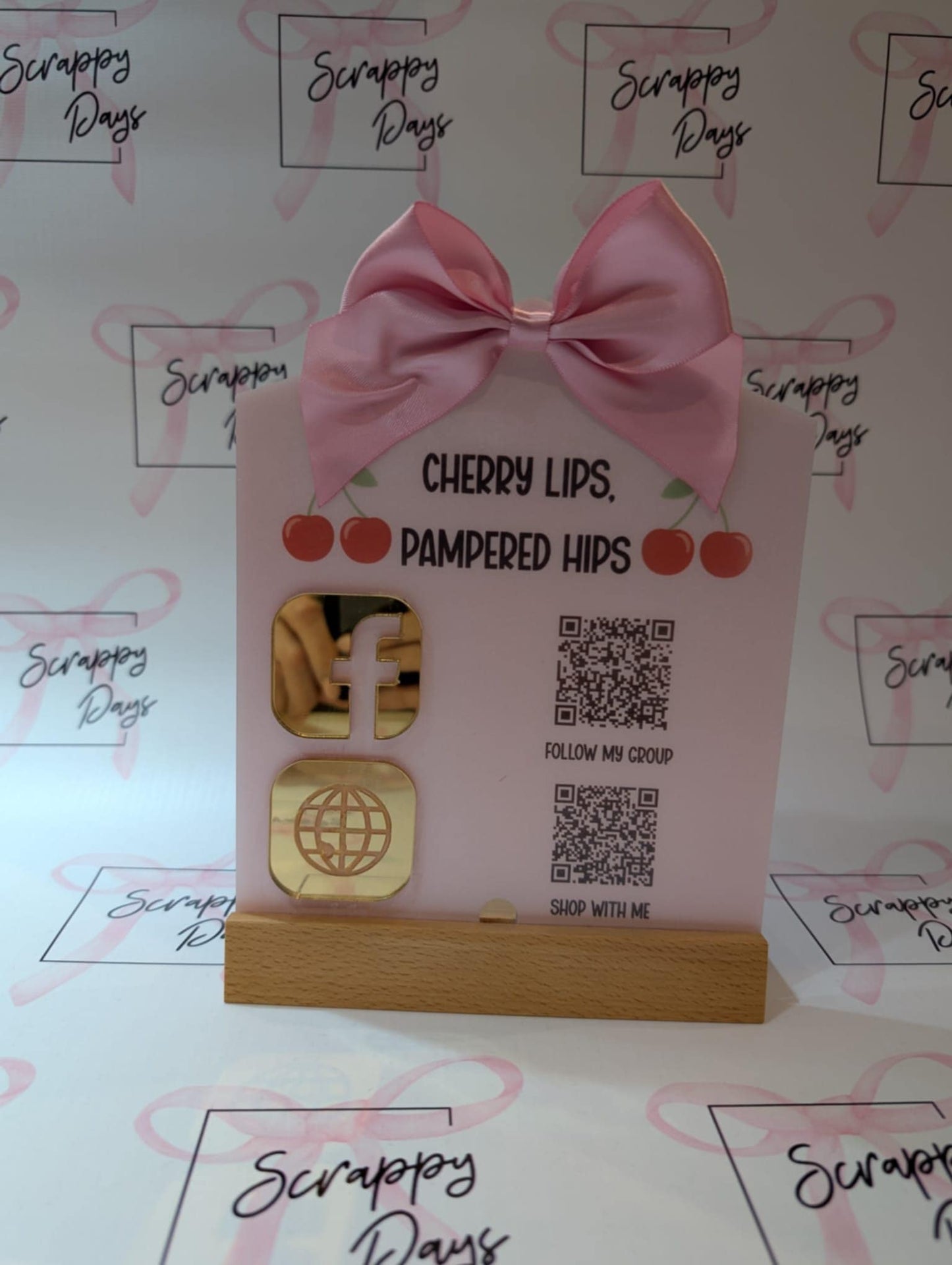 QR Code Stand